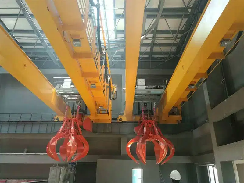 multi petal grab overhead crane