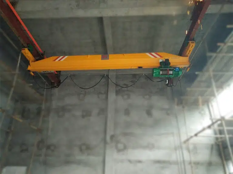What is Girder Overhead Crane